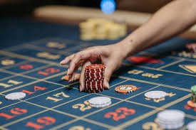 Tampilan permainan Phoenix Rises di platform slot 404